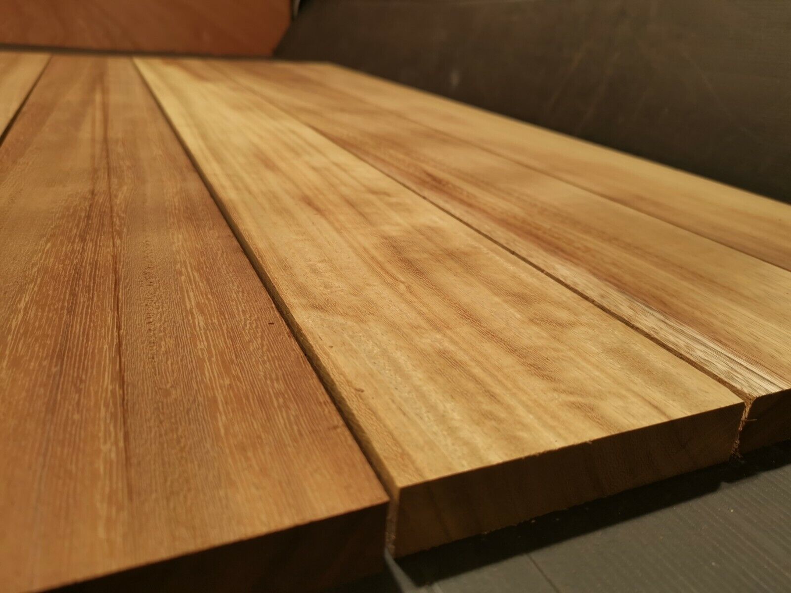 Iroko-Wood