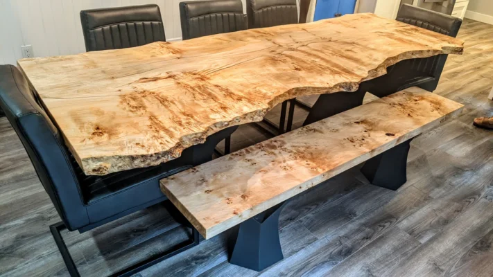 mappa-burl-dining-table