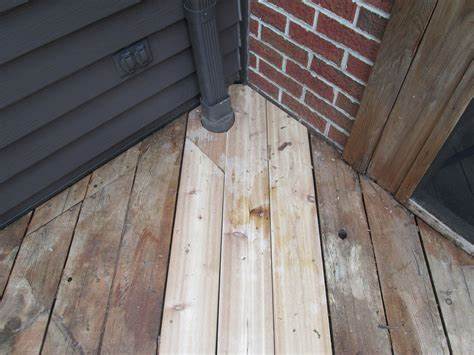 wood-vs-composite-decking-2